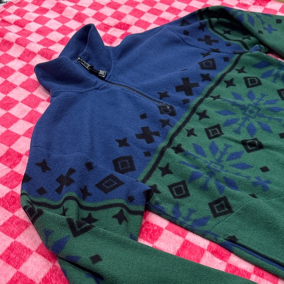 Cheetah Men's Zip-Up Quarter-Zip Sweater - Picture 3 of 6